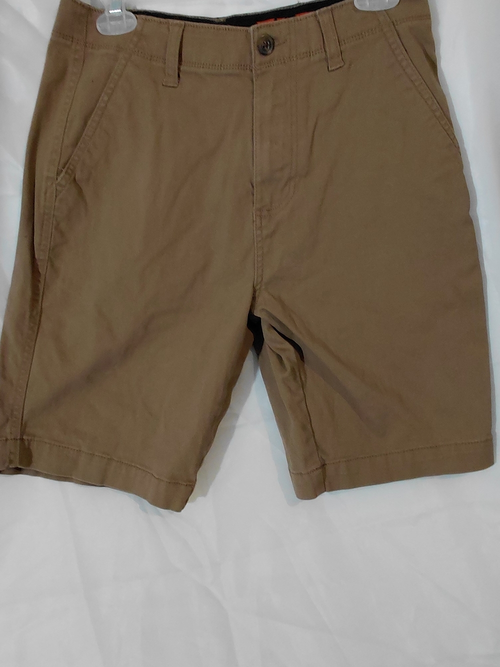 Plugg Men's Flat-Front Shorts in Brown Tan